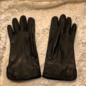 Grandoe Leather Gloves Size Small Pre owned